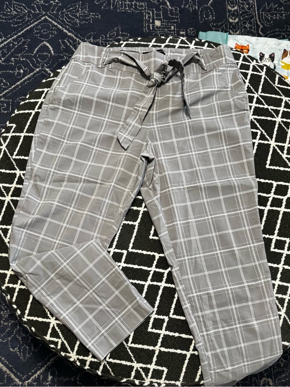 Ashley Stewart Size 18 Gray Plaid Tie Waist Ankle Dress Pants